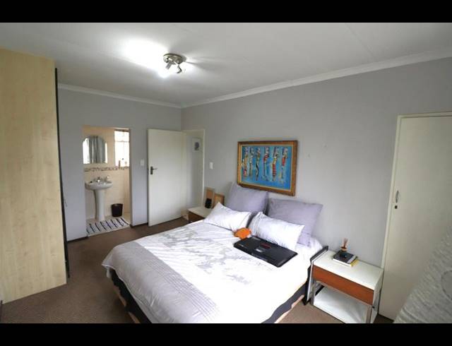 3 BEDROOM DUPLEX FOR SALE IN NOORDHANG